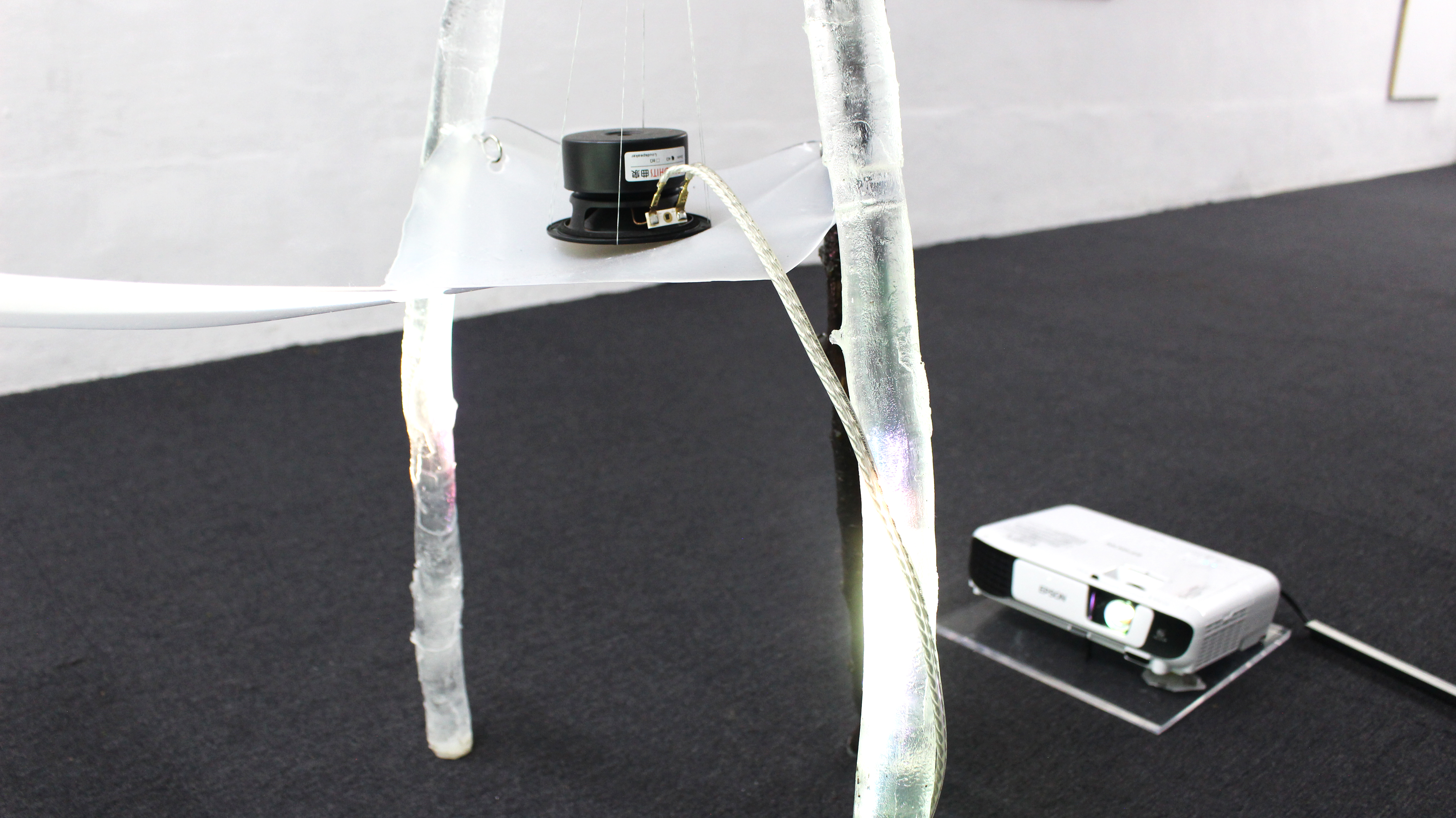 TAT 전시 이미지